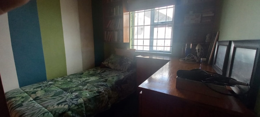 3 Bedroom Property for Sale in Grassy Park Western Cape